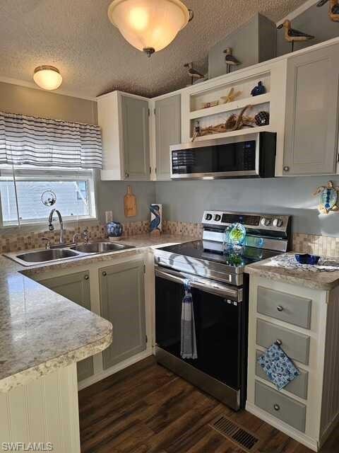 101 Limetree Park DR