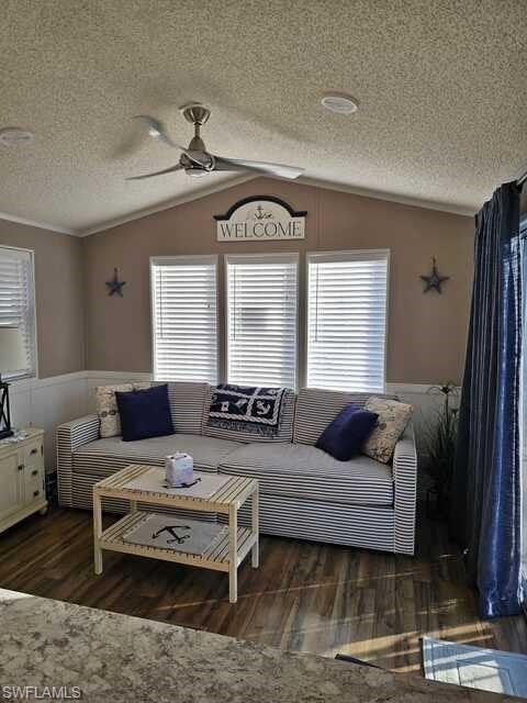 101 Limetree Park DR