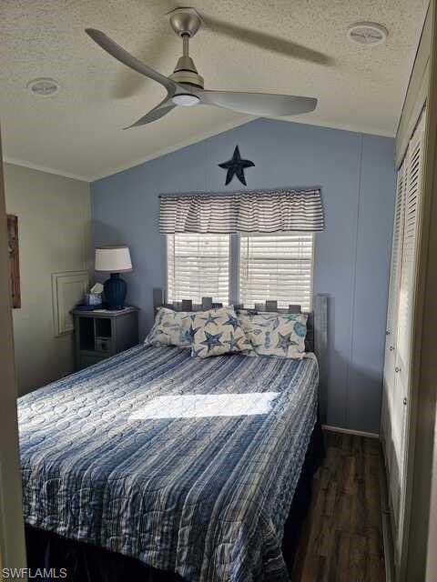 101 Limetree Park DR photo 8