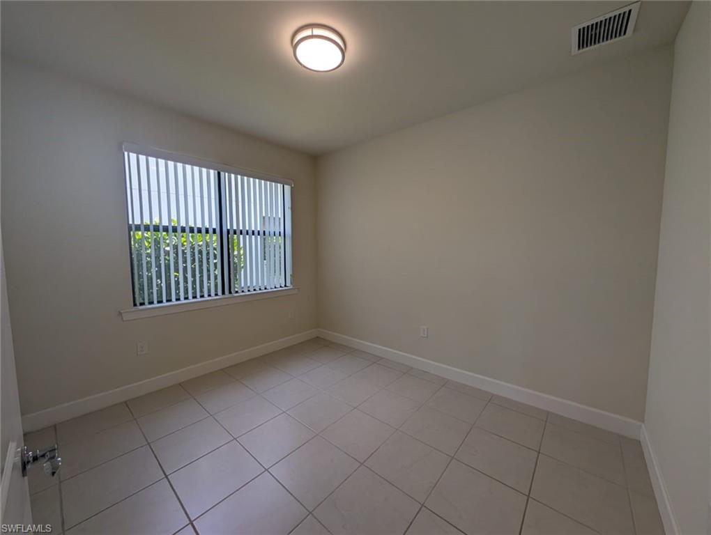 4546 Battlecreek WAY photo 10