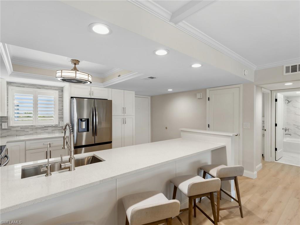 15021 Punta Rassa RD 403 photo 33
