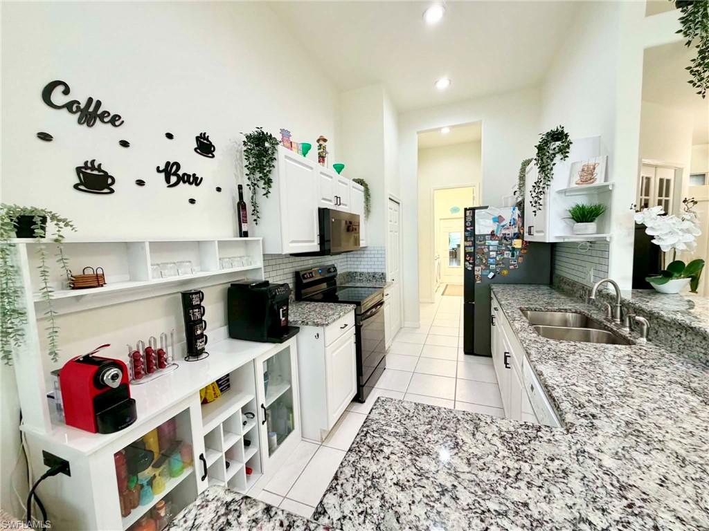 9052 Leatherwood LOOP