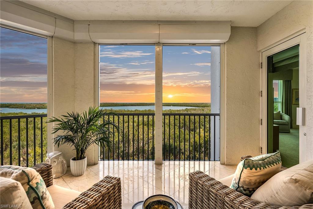 285 Grande WAY 503