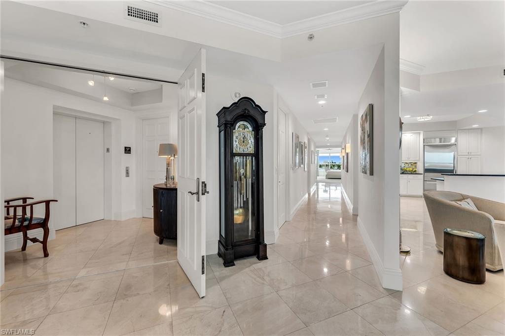 285 Grande WAY 503 photo 24