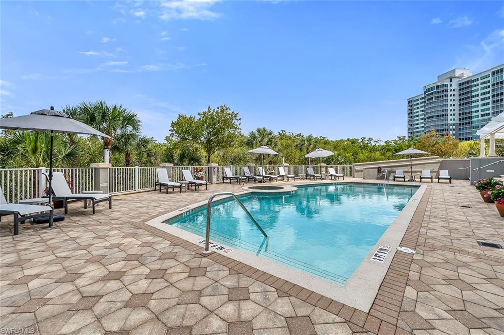 285 Grande WAY 503 photo 38