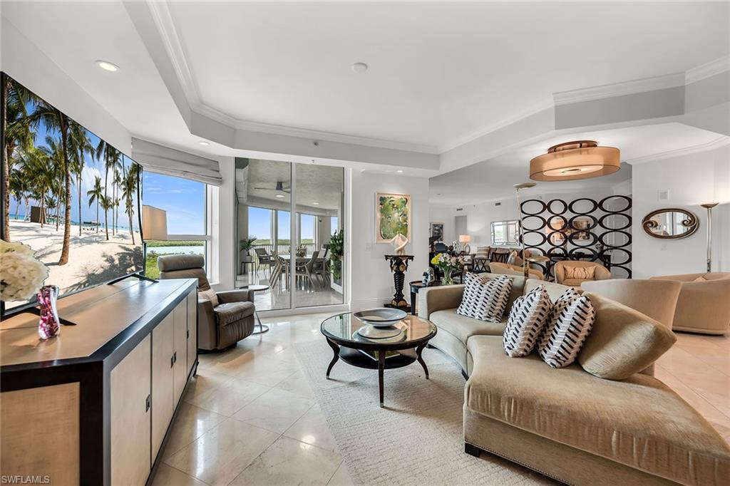 285 Grande WAY 503 photo 10