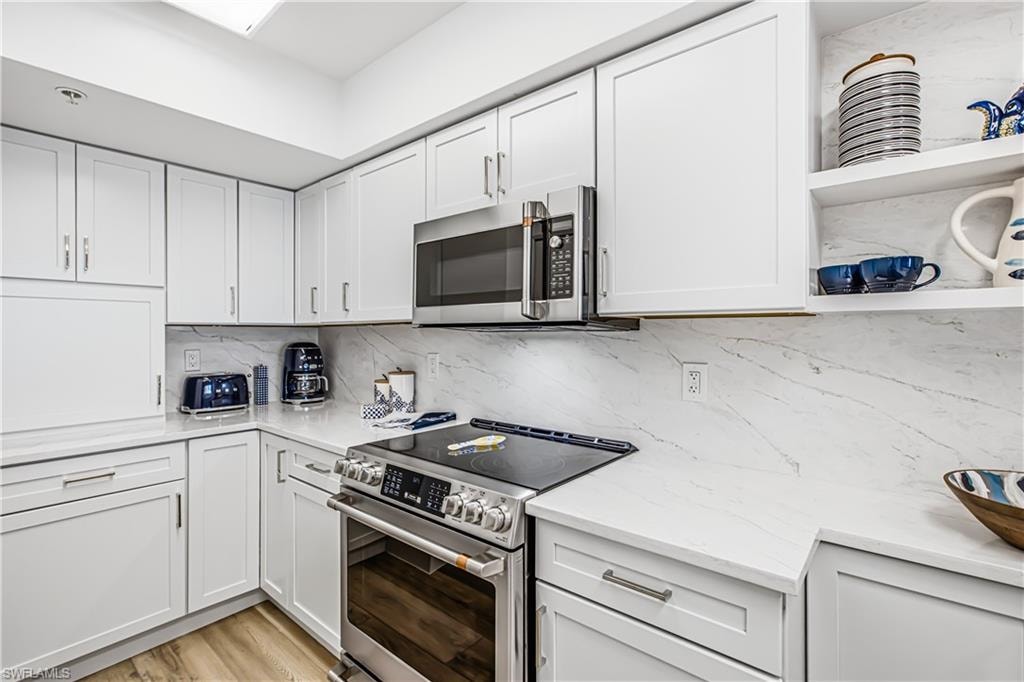 990 Cape Marco DR 503 photo 12