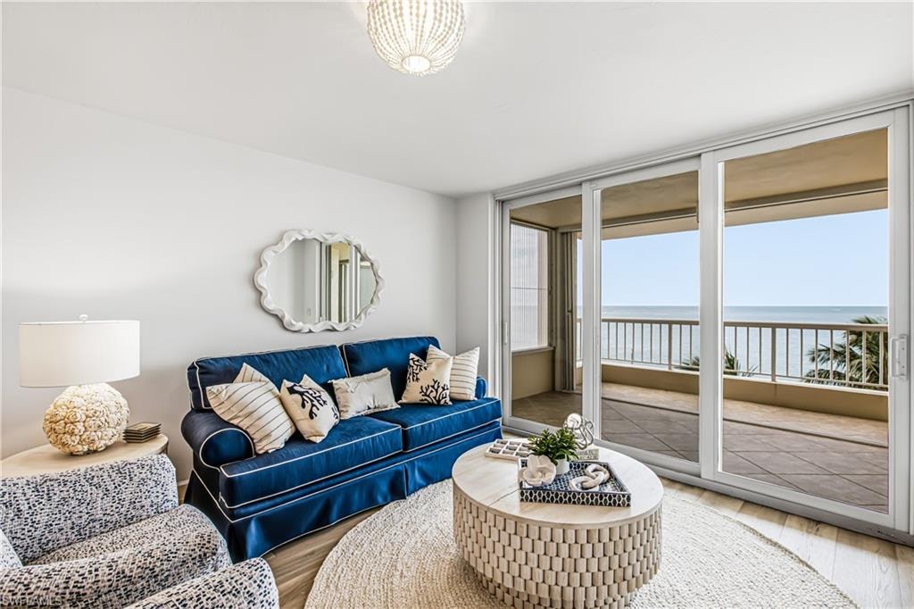 990 Cape Marco DR 503 photo 7