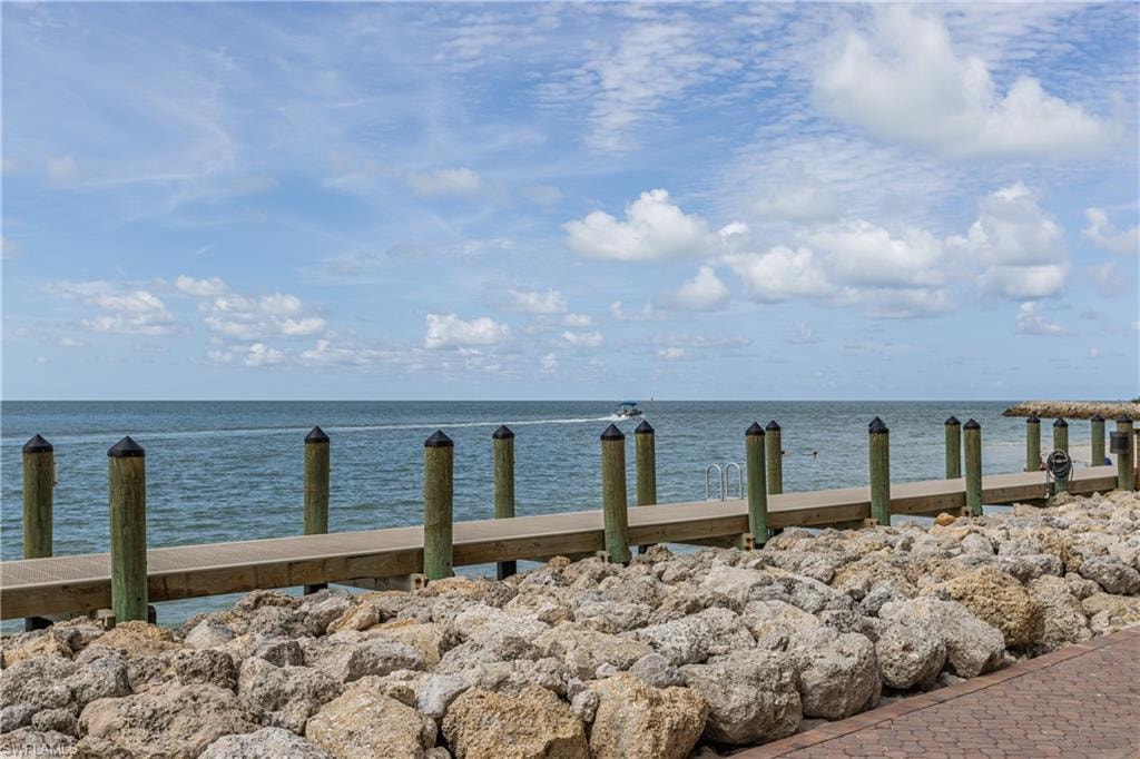 990 Cape Marco DR 503 photo 30