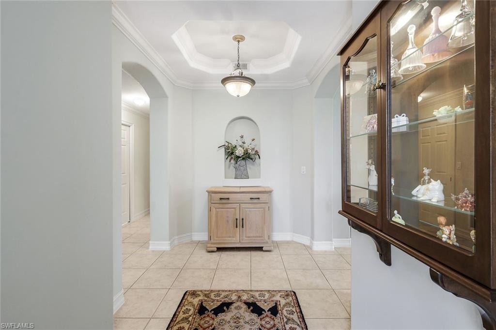 Designer Niche sets the tome for this elegant home!!