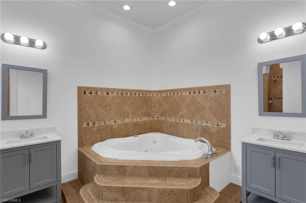Master Suite Bath