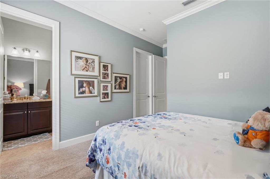 23729 Pebble Pointe LN photo 32