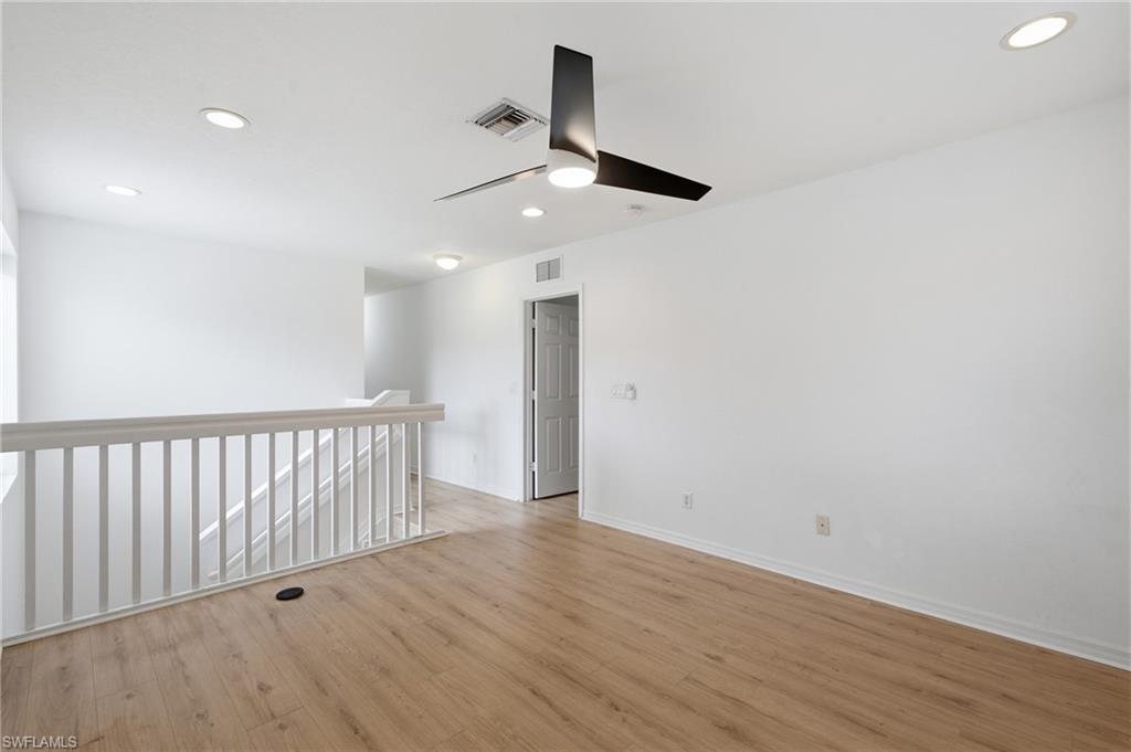Loft/staircase