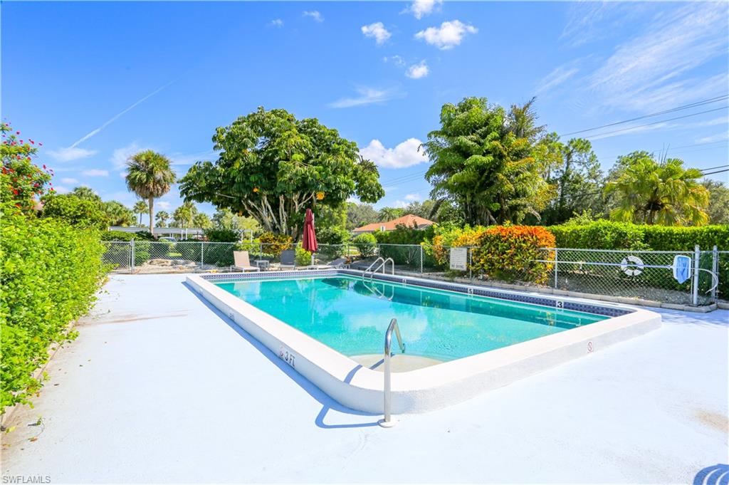 221 Cypress WAY E 201