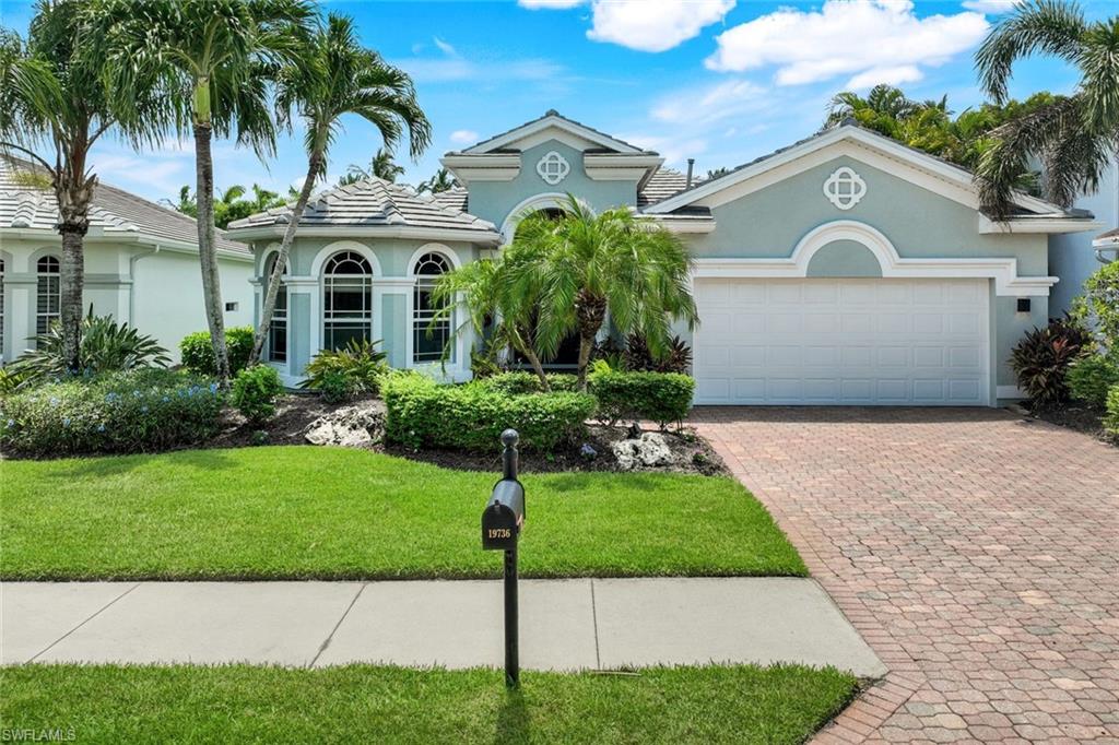 19736 Maddelena CIR photo 6