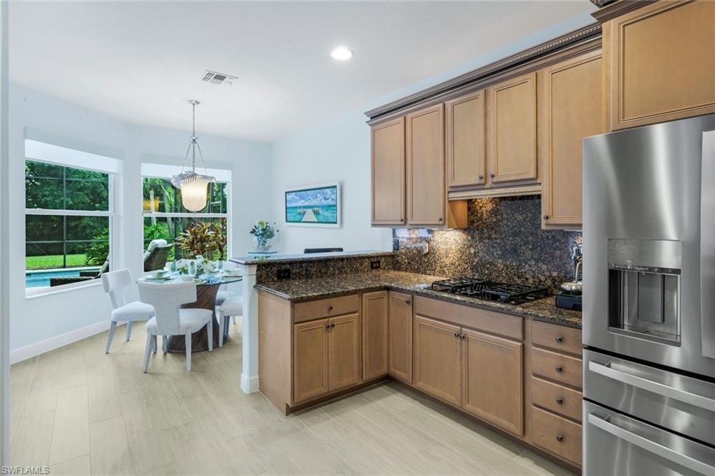 19736 Maddelena CIR photo 17
