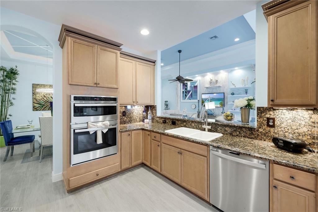 19736 Maddelena CIR photo 16