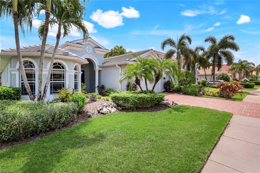 19736 Maddelena CIR photo 7