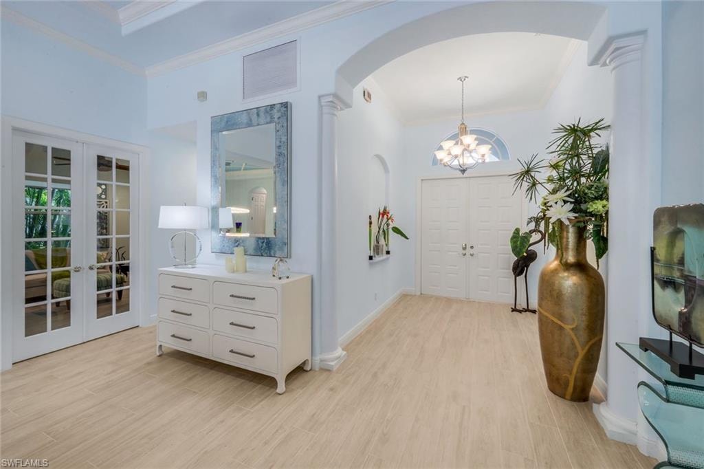 19736 Maddelena CIR photo 9