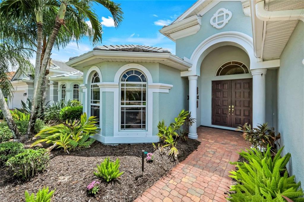 19736 Maddelena CIR photo 8