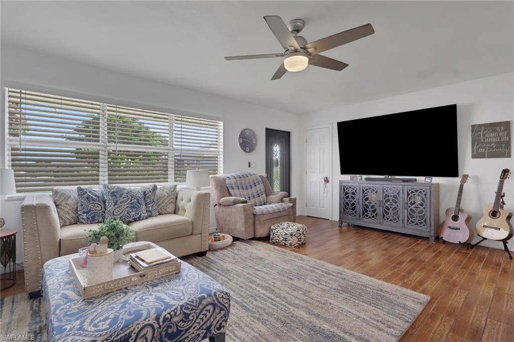 12213 De Moya DR photo 12