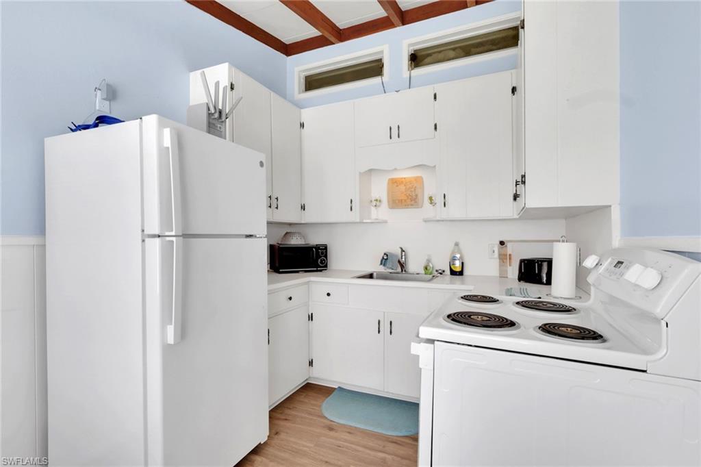 226 Connecticut ST photo 9