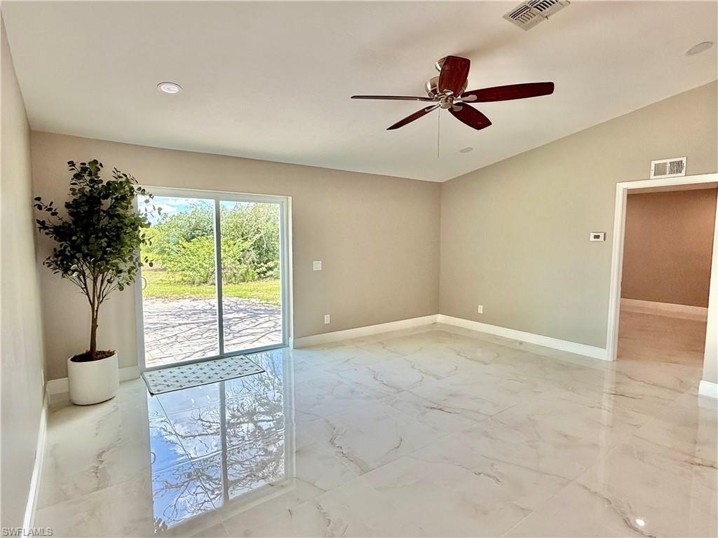 4230 Randall BLVD photo 9