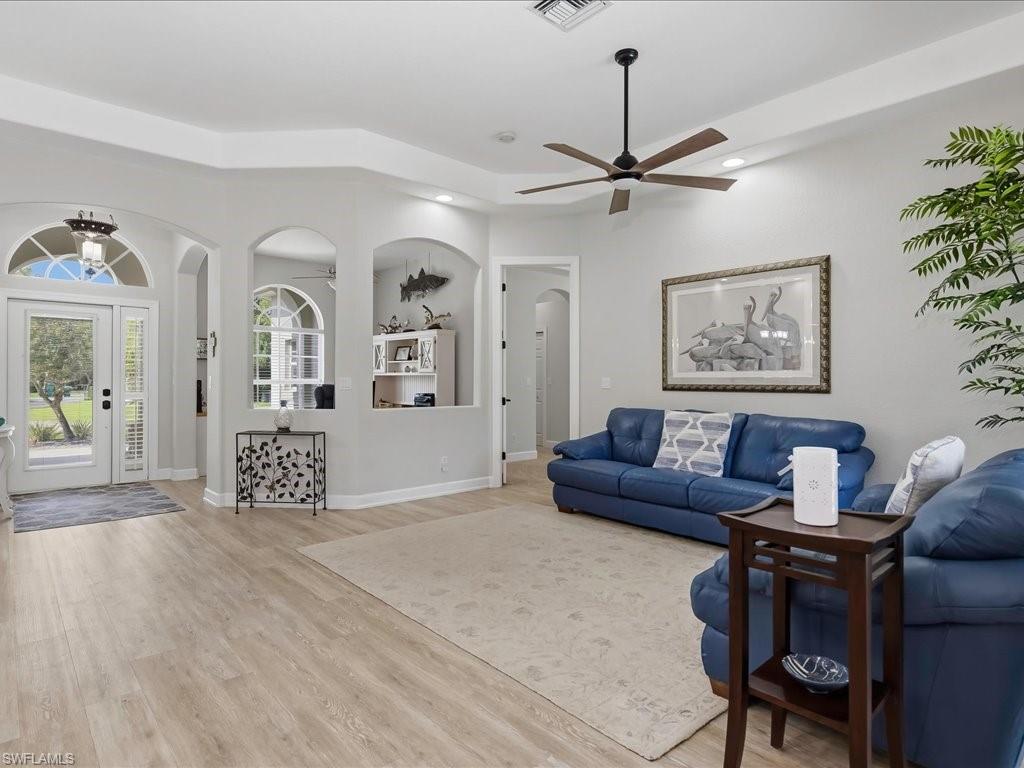 6591 Sable Ridge LN photo 12