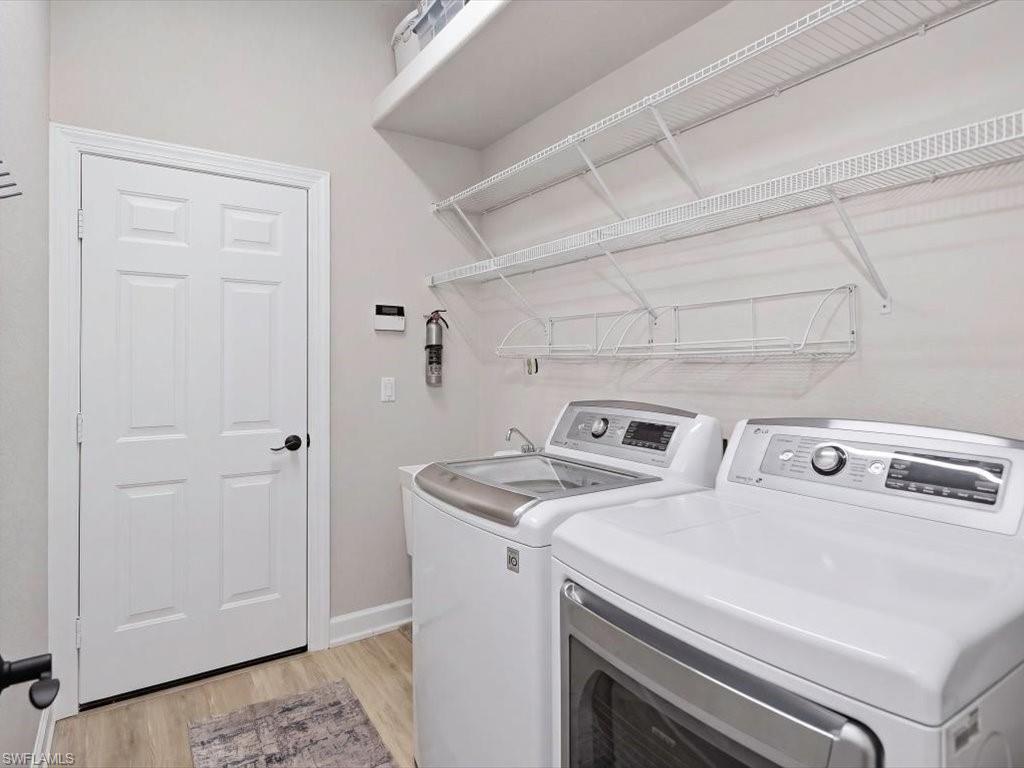 6591 Sable Ridge LN photo 37