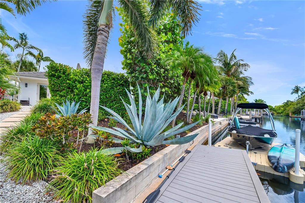 5215 Seashell AVE photo 39