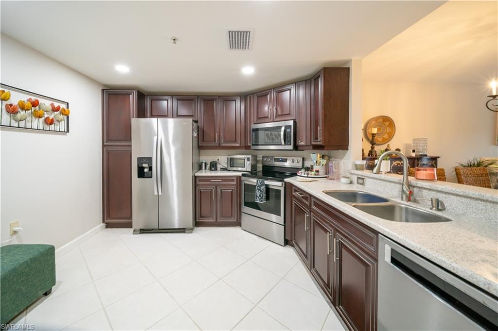 3029 Driftwood WAY 3303 photo 6