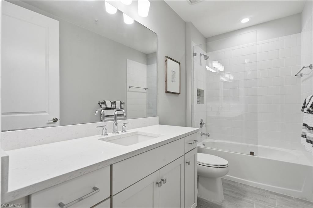 2560 Seychelles DR 1003 photo 16
