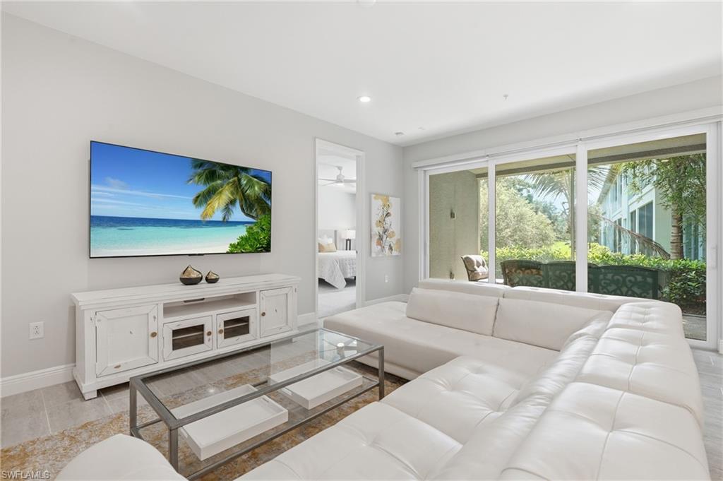 2560 Seychelles DR 1003