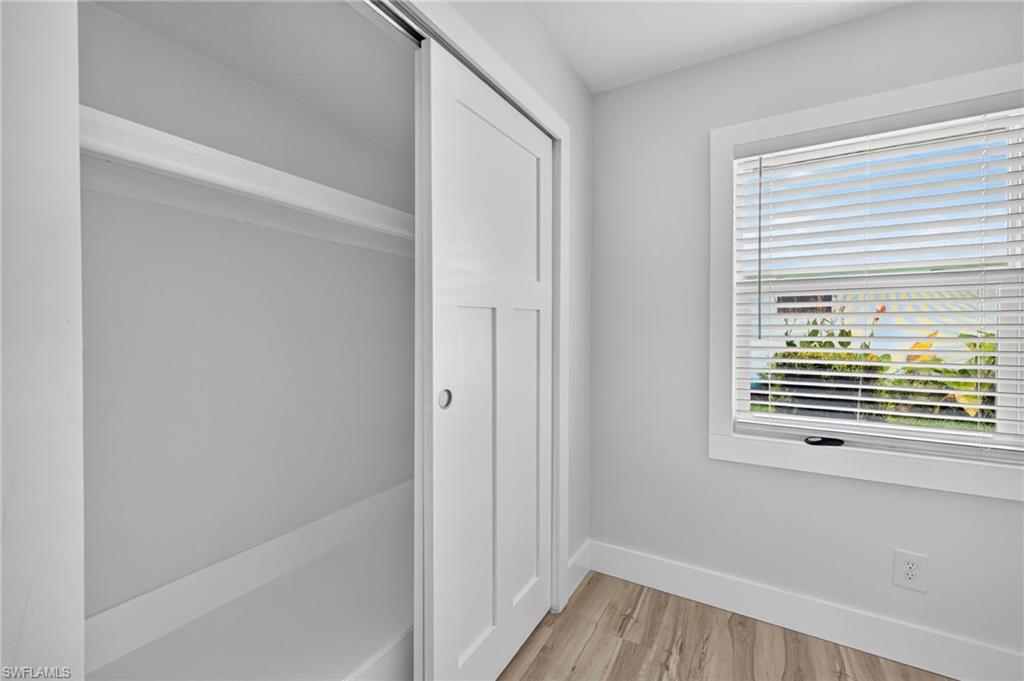 4957 Sorrento CT photo 28
