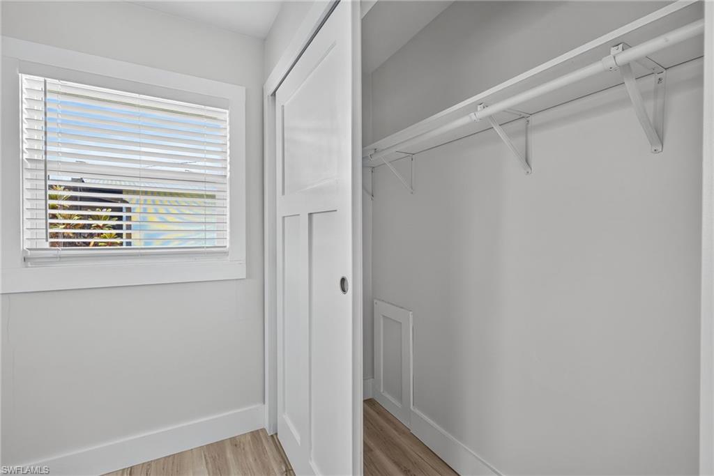 4957 Sorrento CT photo 24