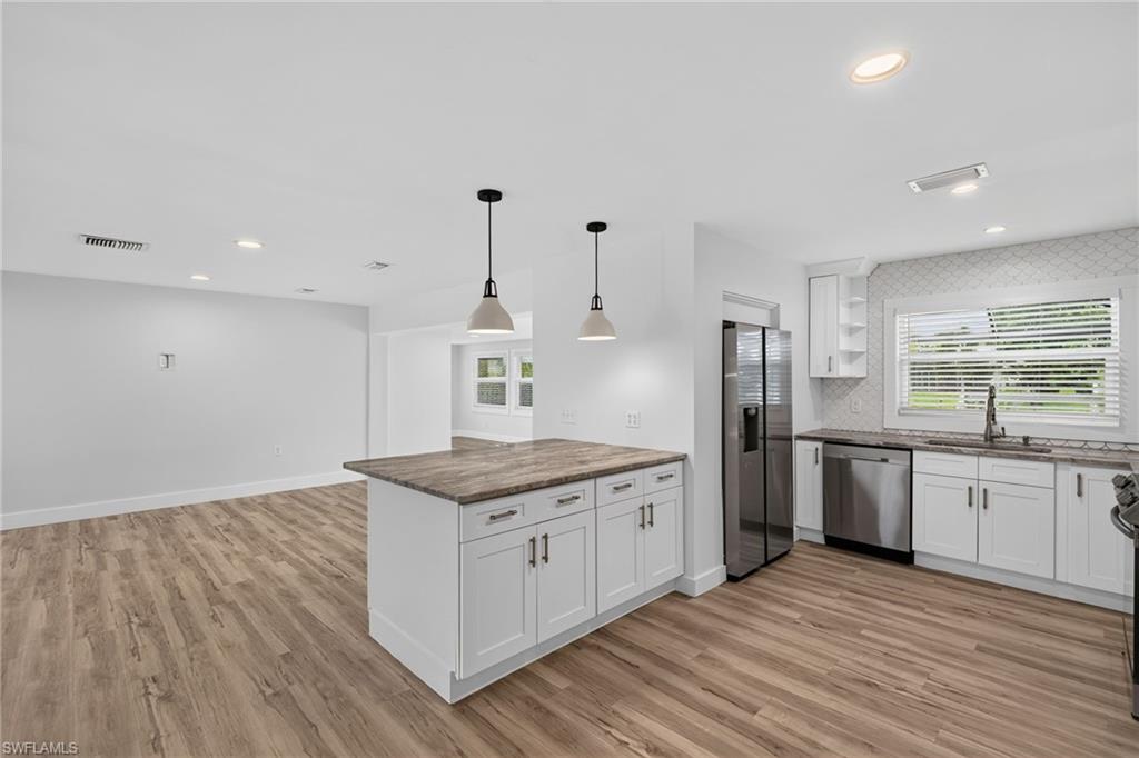 4957 Sorrento CT photo 14