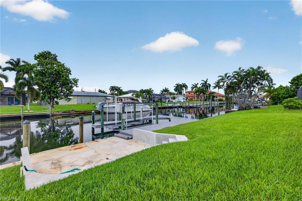 4957 Sorrento CT photo 35