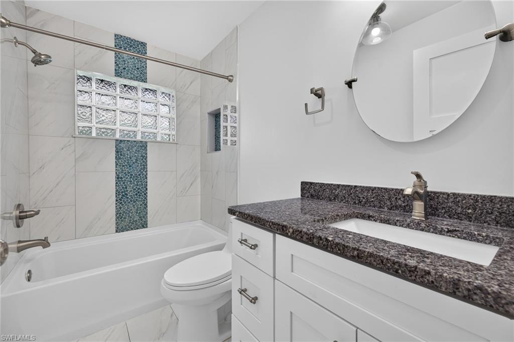 4957 Sorrento CT photo 25