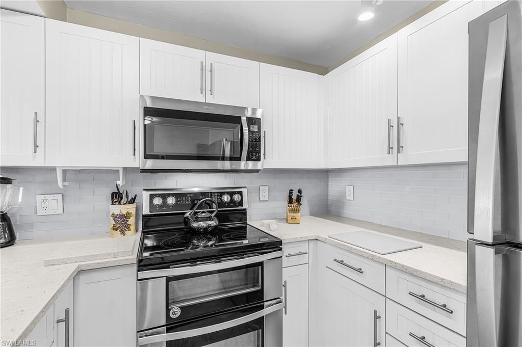 26340 Hickory BLVD 304 photo 9