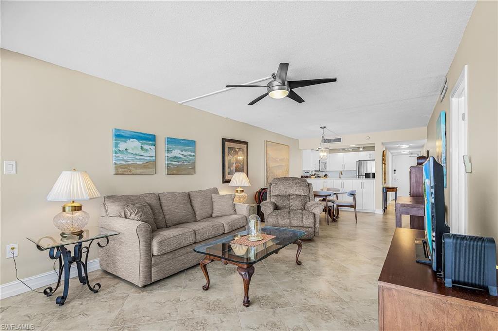 26340 Hickory BLVD 304 photo 10