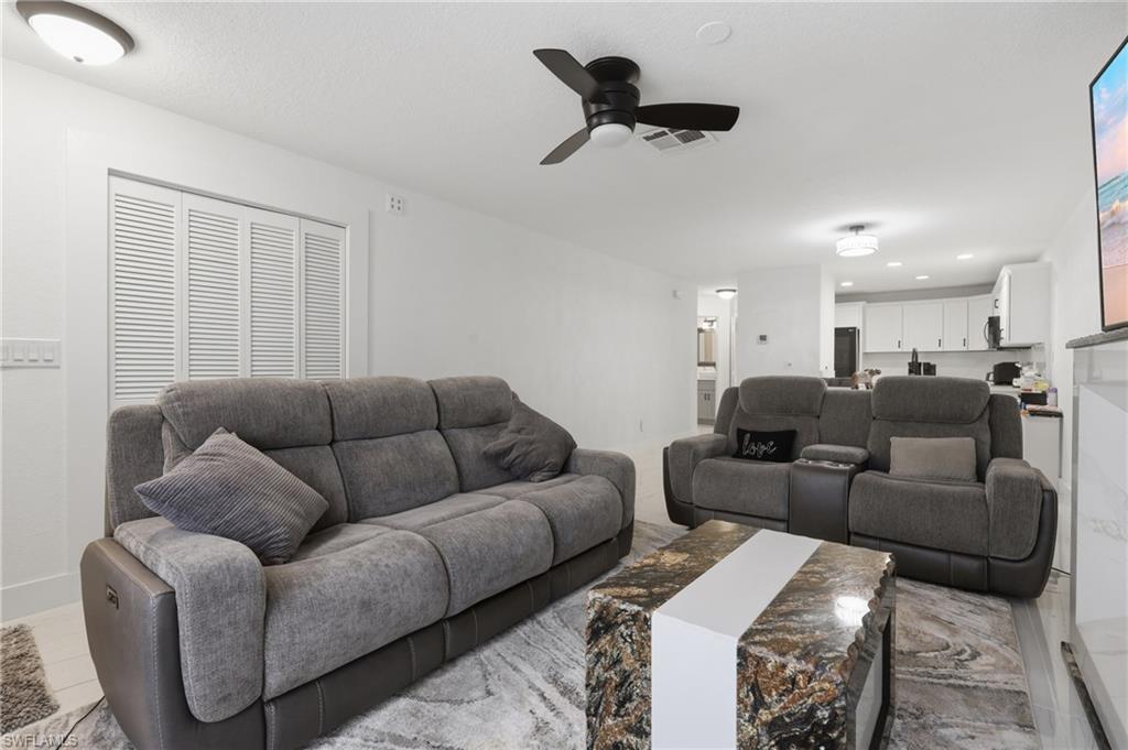 81 Emerald Woods DR M3