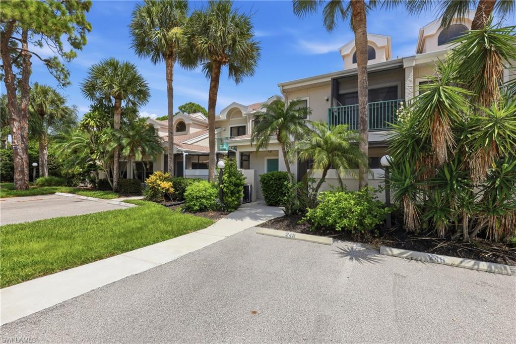 81 Emerald Woods DR M3