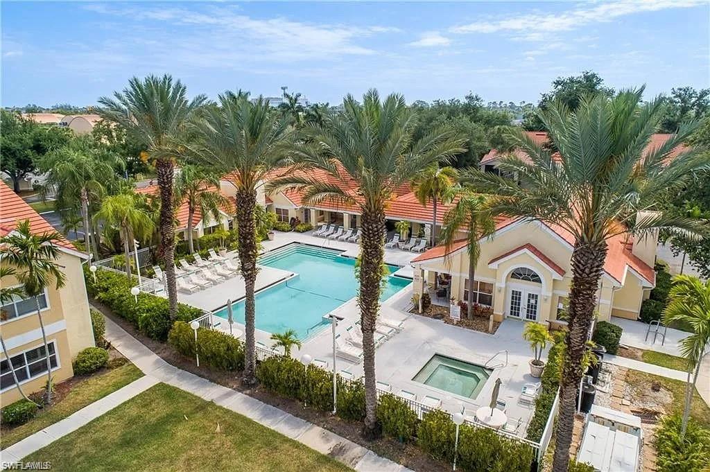 Venitian Palms Clubhouse