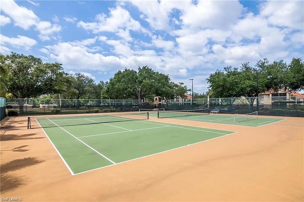 Community tennis courts