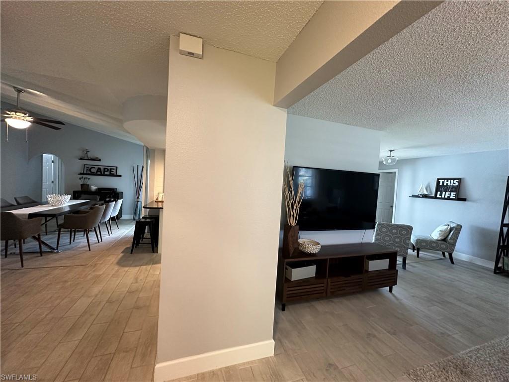 1201 SE 32nd TER photo 27
