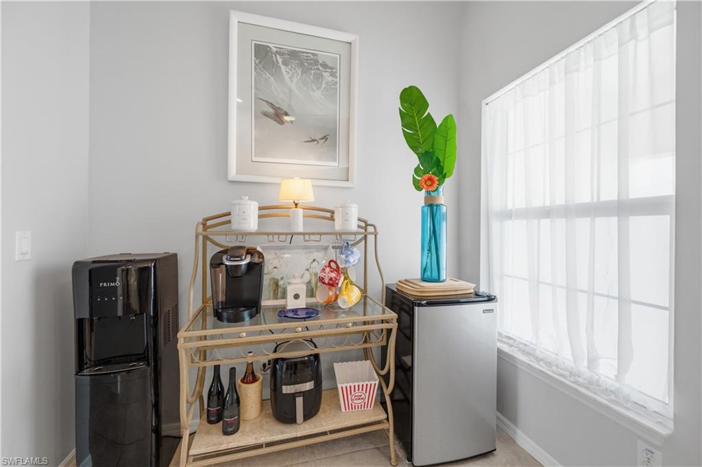 Coffee/Wine Bar in Kitchen