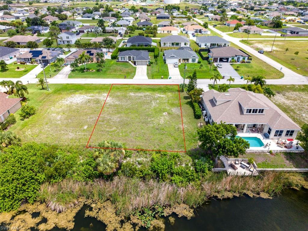 1210 NW 18th TER