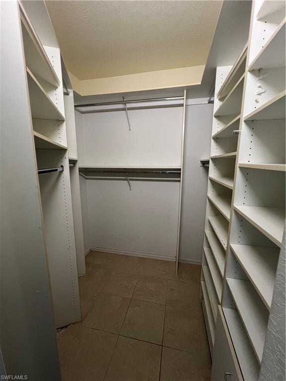 608 Crossfield CIR photo 28