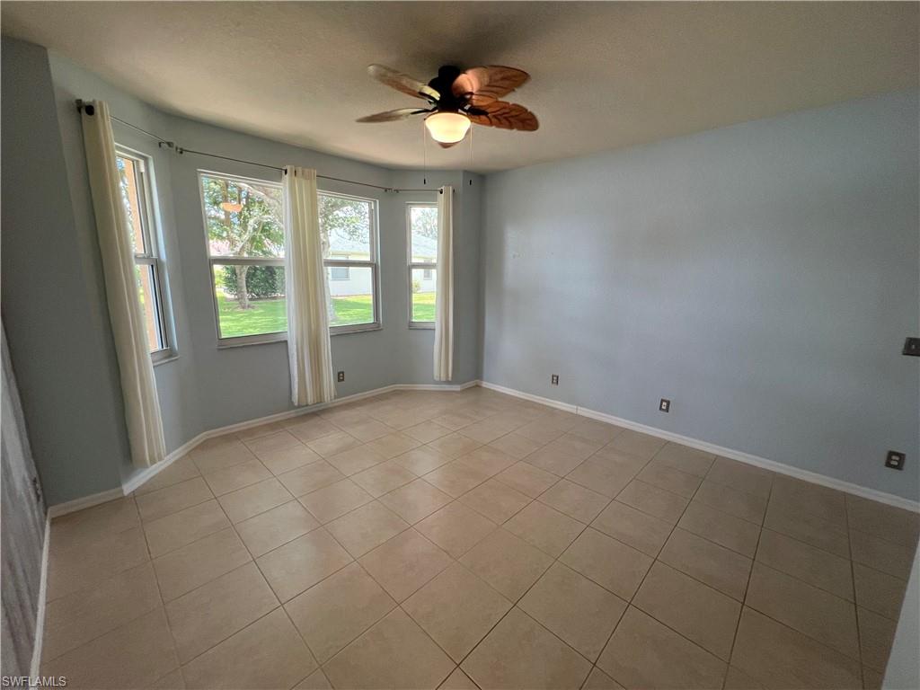 608 Crossfield CIR photo 24