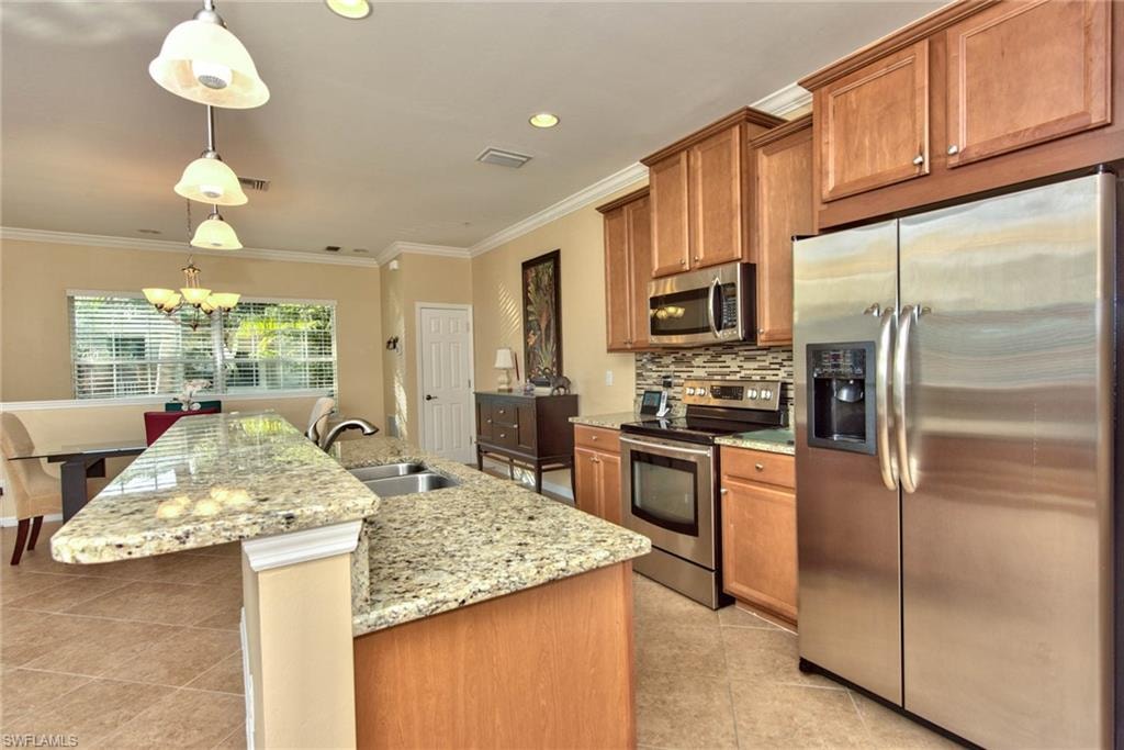 23430 Alamanda DR 201